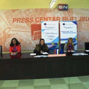 Konferencija za medije, decembar 2013