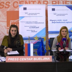 Konferencija za medije, decembar 2013