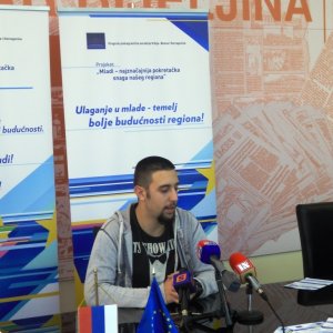 Konferencija za medije, decembar 2013