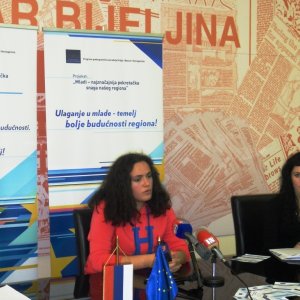 Konferencija za medije, decembar 2013